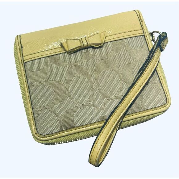 Vintage Coach Signature Wallet - Picture 1 of 3